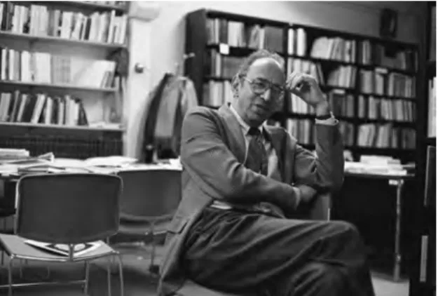 Figure 1.2: Thomas S. Kuhn being interviewed November 1989 in his office at MIT; photographer: Skúli Sigurdsson; picture: 23.