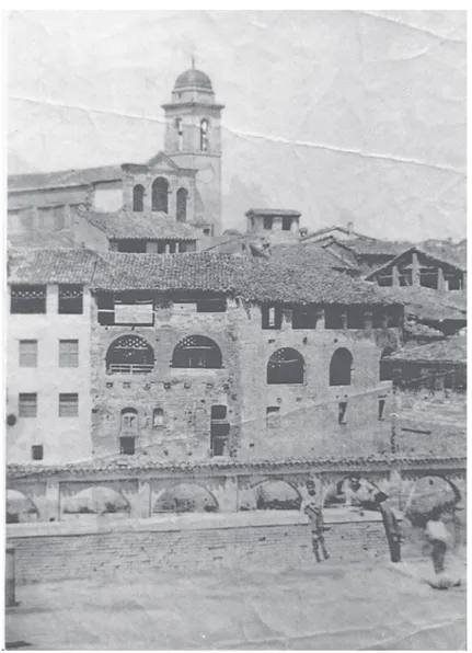 Fig. 4.  The “Conce” area, in the early ‘900. It was characterized by the presence of canals and related architec- architec-tures with crafted function (private collection)