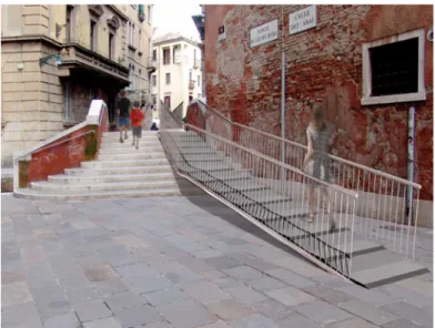 Fig. 3. Venezia, ponte Sechere, Progetto 2009, realizzazione dell’arch.  Tobia Scarpa e ing