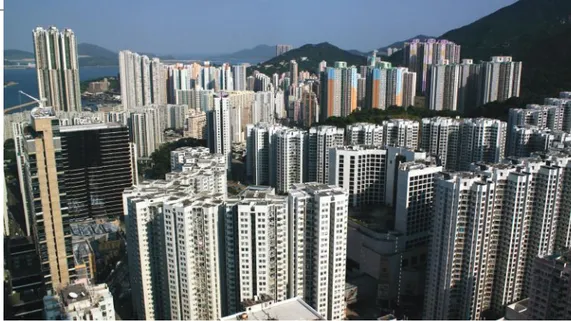 Figure 2. In order to maximize the internal, usable space, developers in Hong Kong could be motivated to simply  “extrude” the floor plan, as protruding building features, such as balconies, can count against the total allowable floor  area for a building 
