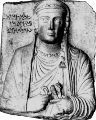 Fig.  8  -  Palmira,  Museo  Archeologico,  stele  funeraria  (s aDursKa , B ounni  1994, fig