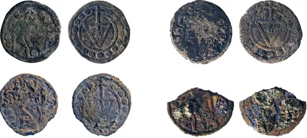 Fig. 3 - Le quattro tessere rinvenute negli scavi del Duomo di Grosseto (fotografie di P