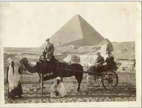 Fig. 25- Manlio, Guglielmo e Ida Crastan in Egitto, 1935.
