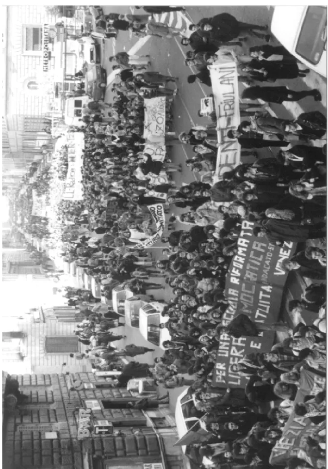Figura 10. Manifestazione di Napoli del 16/03/90. Circa centomila universitari e medi sfilano contro  Ruberti e Galloni