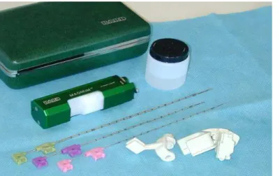 FIG 4.1.3:  materiale da  biopsia usato nello studio;  dall’alto verso il basso:  strumento per montare  l’ago da biopsia, 