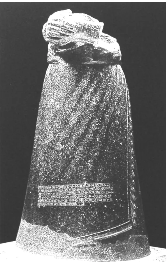 fig. 31: statua stante di Maništūsu, da Amiet, 1976, p. 81. 
