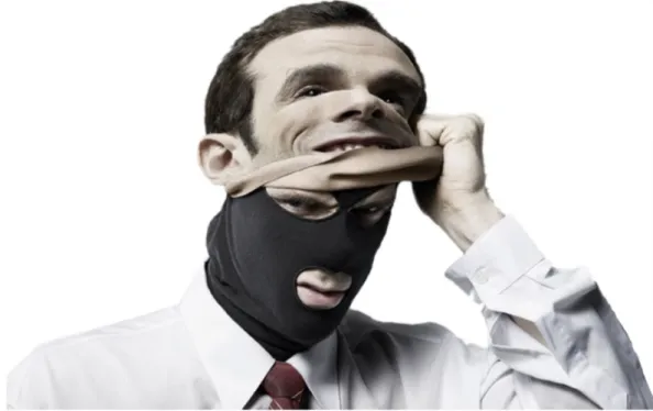 Figura 3.1: Esempio di face spoofing messo in atto tramite l’uso di una maschera rappresentante un viso umano.