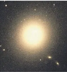 Figura 1.1: Immagine della galassia ellittica (cD) M87, al centro dell’ammasso di galassie Virgo