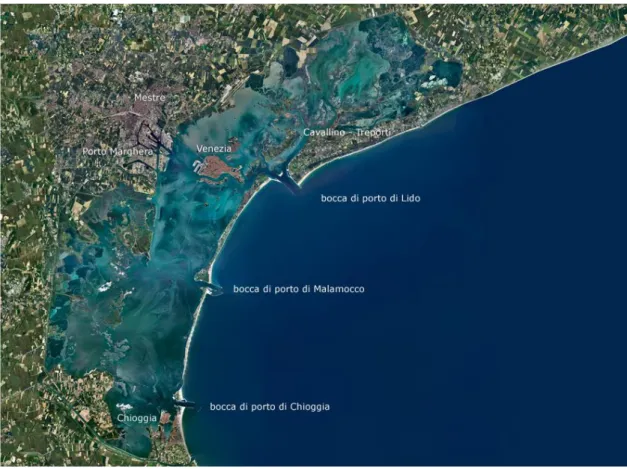 Fig. 2. Laguna di Venezia e bocche di porto comunicanti con il Mare Adriatico  (https://www.mosevenezia.eu/ecosistema/).