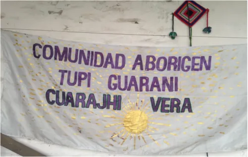 Figura 2. Cartel de la comunidad Tupí guaraní Cuarajhi Vera de Moreno 