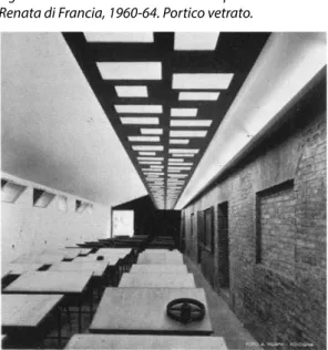 Fig. 33.Ristrutturazione e restauro del palazzo di Renata  di Francia, 1960-64. Aula da disegno ricavata in un  cortilrtto.