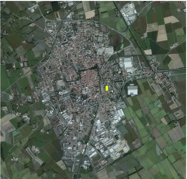 fig. 6: foto aerea con evidenziata l'area di cantiere e il suo inserimento nel contesto urbano della città  di Abbiategrasso