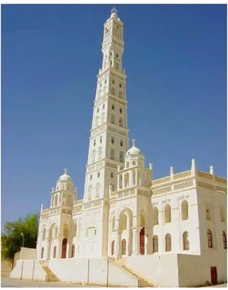 Figura 2.4 Moschea Al Midhar, Yemen: torre di Adobe alta 53 metri, costruita nel 1914
