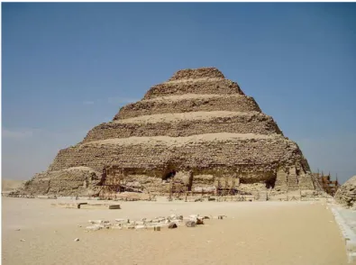 Figura 3 - Piramide di Zoser (Saqquara) Di Olaf Tausch - Opera propria, CC BY 3.0