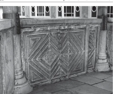 Fig. 3 - Mount Athos, Megisti Lavra, North parapet of the phiale, the rear face of two frag- frag-mented marble slabs.