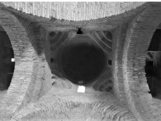 Fig. 11. Mili San Pietro (ME), Santa Maria, bema, sistema di sostegno della cupola centrale   (foto dell’A.)