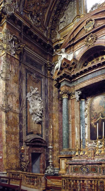 Figure 5. Chapel of Santa Teresa, detail showing left side (photo D.R. Marshall, 2004).