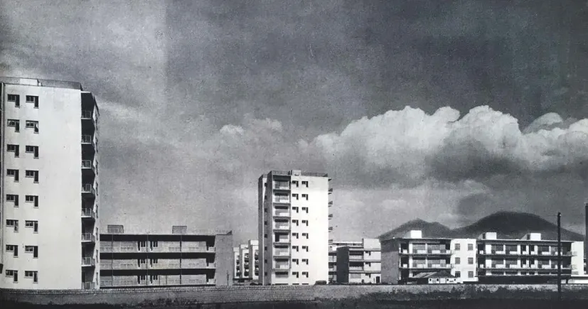 Figura 6. Napoli, Barra. Carlo Cocchia, Parco Azzurro in una  foto dell’epoca (da Sequenze di paesaggi 1952, p