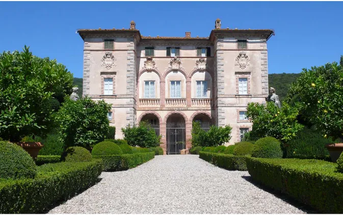 Figura 2. Sovicille (SI). Villa Cetinale. Fronte principale (foto B. Mussari).