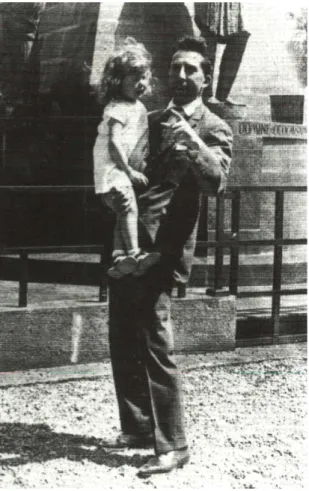 Fig. 1. Arturo Martini con la figlia Maria Antoniet- Antoniet-ta a Vado Ligure (da A PPELLA  – Q UESADA  1989, p
