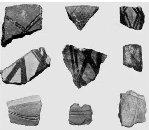 Fig. 5. Ceramiche della prima e media età del bronzo dal colle S. Mauro.