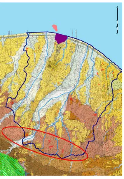 Fig. 6. Carta geologica dell’area intorno a Kaulonia. Il tratteggio verde indica il comprensorio minerario di Pazzano-Stilo-Bivongi; l’ovale  rosso evidenzia l’area dei siti protostorici d’altura su pianoro sommitale.