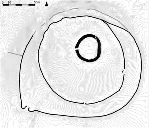 Fig. 2 – Poggio Civitella: planimetria del sistema difensivo a tre livelli.