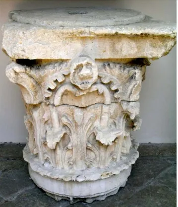 Fig. 4. Capitello corinzio in Calcarenite dei Berici, da via  Bocchetto (Civico Museo Archeologico, inv