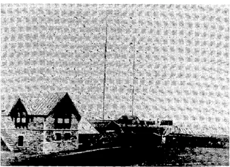 Figure  ‎ 1.1: Le premier réseau d‟antennes au monde utilisé par Marconi en 1901. 