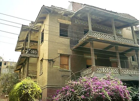 Figure 1-7 3 Soumal Street, Heliopolis deliberately deserted villa  waiting for an opportunity to tear it down