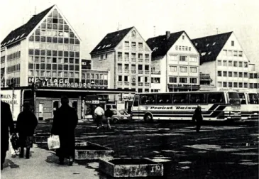 Abb. 492: Ulm. Münsterplatz. Westliche Platzwand vor Bau des Stadthauses.