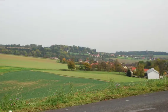 Abb. 3:  Höchstgelegene Bereiche der Gemeinde (Teilgebiet 1) – Landschaft bei Hochscharten und  Obergrafing 