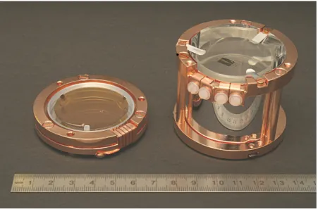 Figure 2.7.: An open detector module is shown in the photo. On the left-hand side, the light detector with the tiny structure of the SPT can be seen