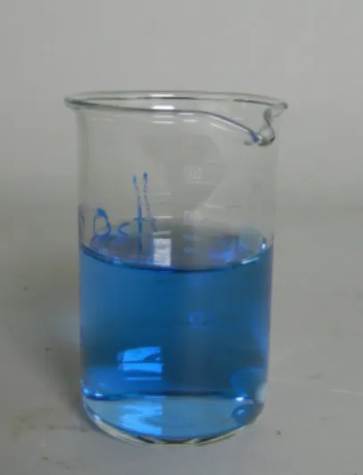 Abb.   2   Wasserprobe   nach   der komplexometrischen   Titration (blau).
