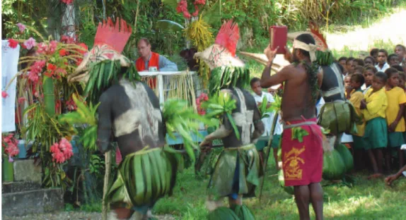Abb. 4: Auf dem Namanula-Hügel in der  Stadt Rabaul, auf der Insel  Neubritan-nien im Bismarck-Archipel, befand sich der  Verwaltungssitz der Kolonie  Deutsch-Neugui-nea