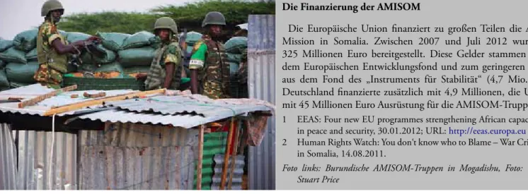 Foto  links:  Burundische  AMISOM-Truppen  in  Mogadishu,  Foto:  UN,  Stuart Price 