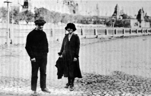 Abbildung 4: Cläre und Franz Jung in Moskau, um 1921 (Photo: John Graudenz)