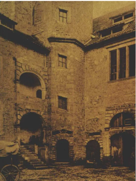 Abb. 24. Photographie der Loggia in der Südwestecke des Hofes der Oberburg;  
