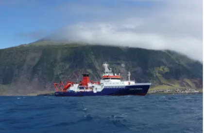 Fig. 4.2  RV MARIA S. MERIAN in front of Tristan da Cunha . 