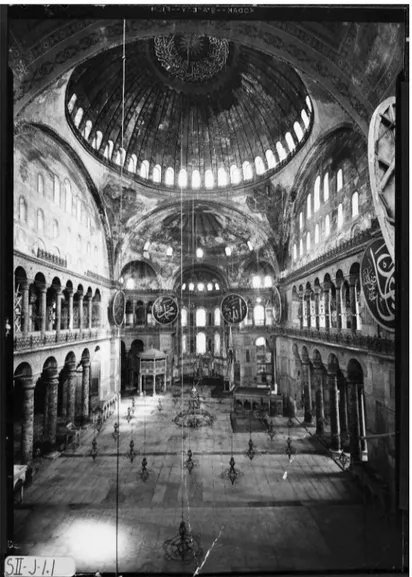 Abb. 2: Hagia Sophia, 532–537 und 562, Innenansicht 