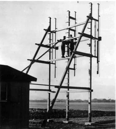 Abb. 7: Antenne des 1935 auf dem Flugplatz Zürich-Dübendorf in Betrieb  genommenen ersten Blindlandesystems der Schweiz