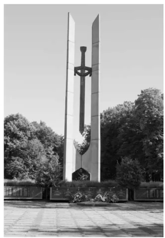 Abb. 2: Denkmal am Soldatenfriedhof in Klaipe˙da von 1975