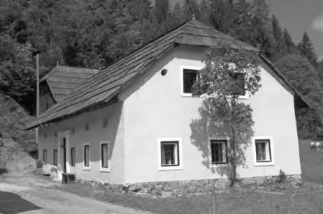 Slika 1: Povhov mlin (Tomo Jeseničnik, 1. 9. 2005).