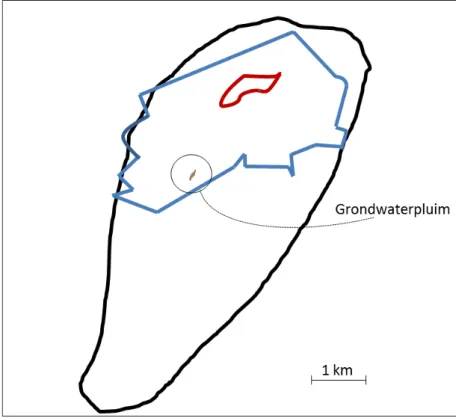 Figuur 4.1. Een intrekgebied (zwarte contour), grondwaterbeschermingsgebied  (blauwe contour), een waterwingebied (rode contour) en een 