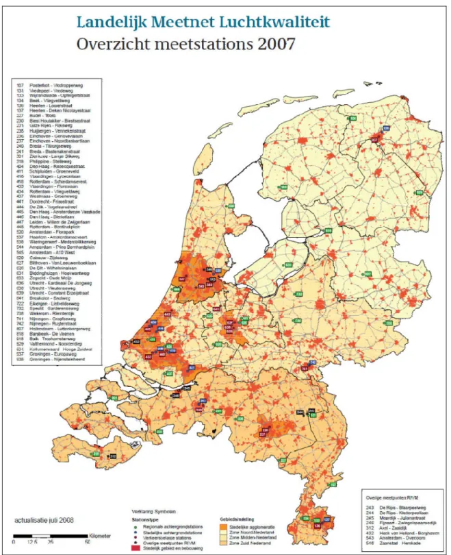 Figuur 1   Overzicht van Nederland met agglomeraties in oranje- en zones in blauwe schaduw aangegeven