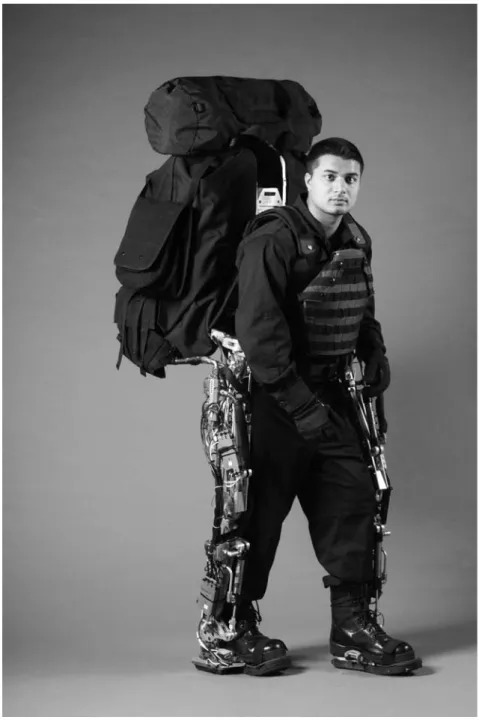 Figuur 5: De Bleexx is een exoskeleton voor militairen die ze in staat stelt om een   rugzak van 60 kilogram te dragen