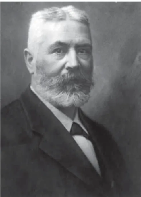 Foto van Gustave Dron, arts en lid van de  Radicale Partij. Hij was burgemeester in  Tourcoing tijdens de Duitse bezetting en  speelde ook een cruciale rol in het  functio-neren van het  CANF  in het  Noorderde-partement