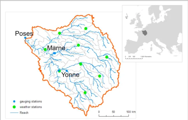 Figure 1. Location of the Seine river basin and the water gauging stations and weather information used in the study.