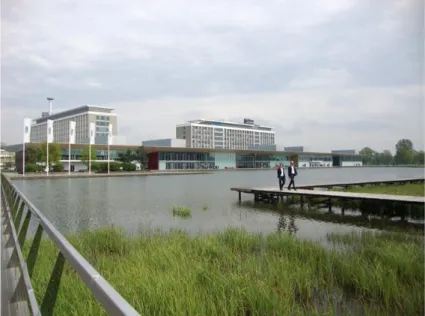 Figure  5.  High  Tech  Campus  Eindhoven:  The  Strip  and  walking  route  around  the  pond 