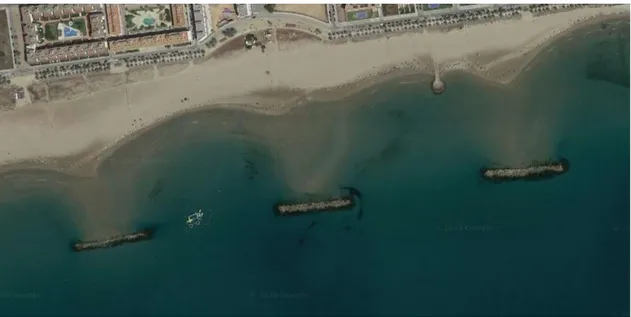 Figure 3.10: Detached rubble-mound LCS at Playa de Cubelles, Spain (image from Google Maps)